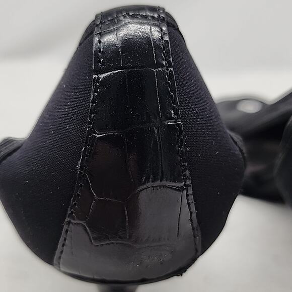 DONALD PLINER LATARA PEEP TOE PUMPS LADIES SIZE 8 CUT-OUT SIDES MICROFIBER⚫️GUC - Picture 11 of 16